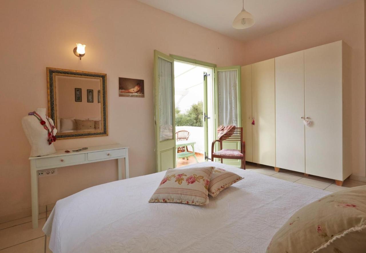 Flower And Crafts - The Eco Nature House Monólithos Exterior foto