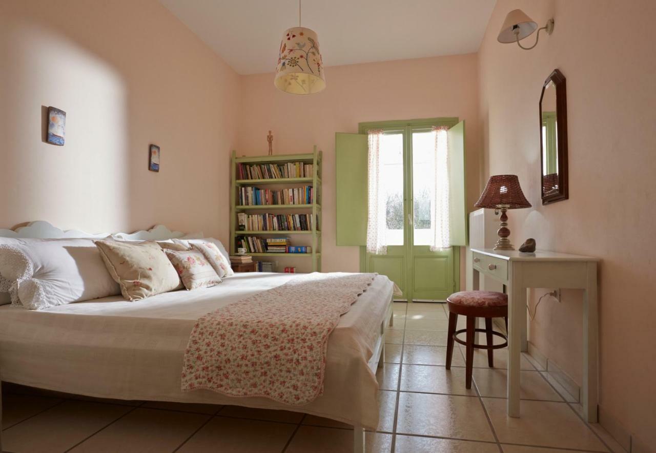 Flower And Crafts - The Eco Nature House Monólithos Exterior foto